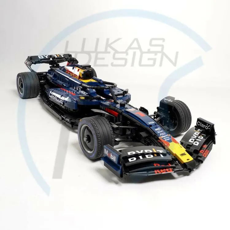 Red Bull Racing F1 RB20 1:8 Scale